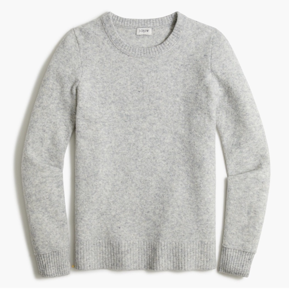 J. Crew Light Gray Crew Neck Sweater made with Extra-Soft Yarn Size M